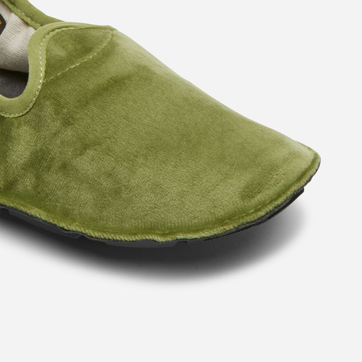 One Quarter Velvet Green / Black 3 One Quarter Velvet Green / Black
