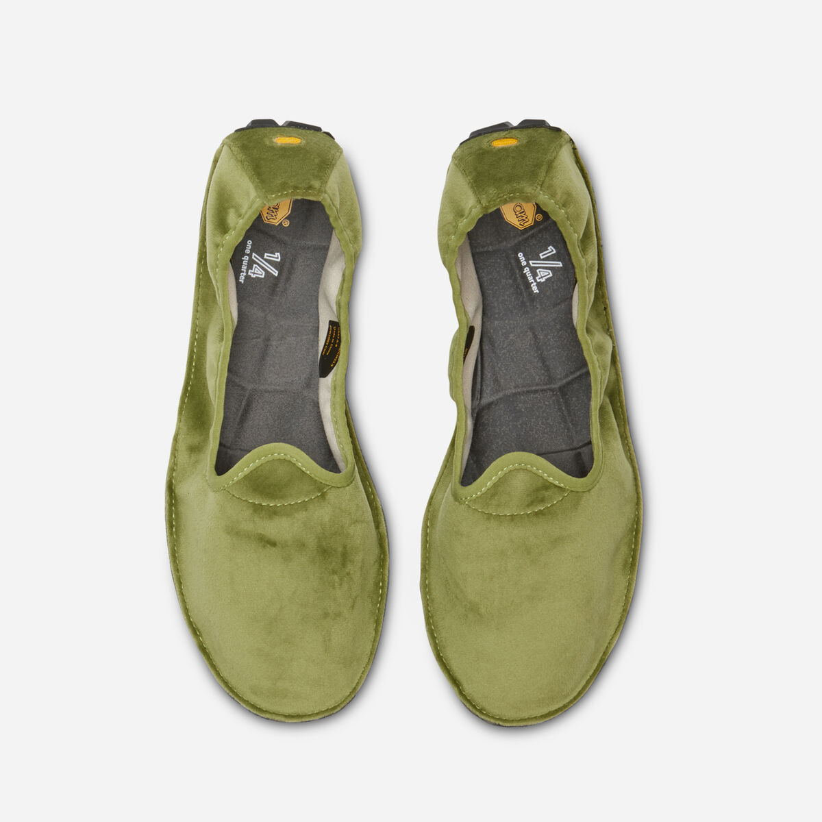 One Quarter Velvet Green / Black 5 One Quarter Velvet Green / Black