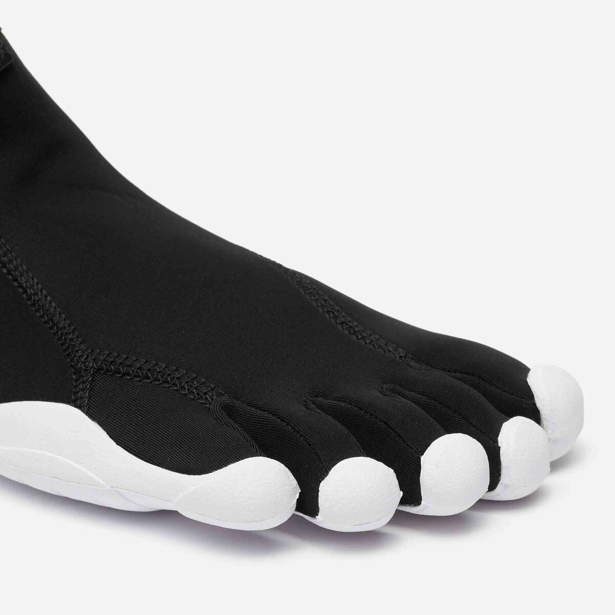 V-NEOP Men's Black / White